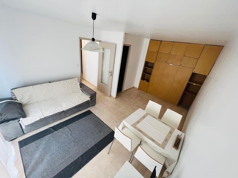 Studio 4 Couchages A 200 M De La Plage Avec Garage, Linge De Maison Et Serviettes Pour 30 Euros En Option Juan-les-Pins Exterior photo